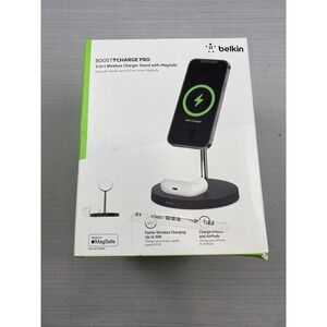Belkin Boost Charge Pro 2-in-1 Wireless Charger Stand with MagSafe‎ - Black